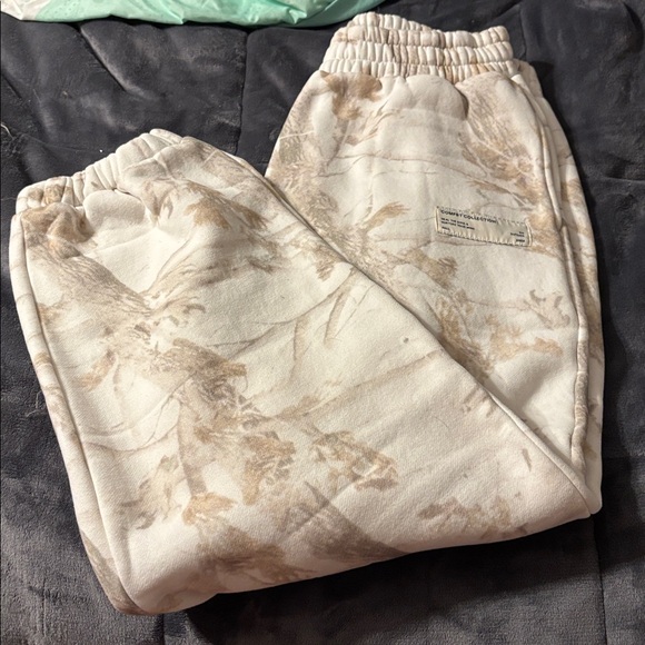 COMFRT JOGGER SET - Picture 6 of 8